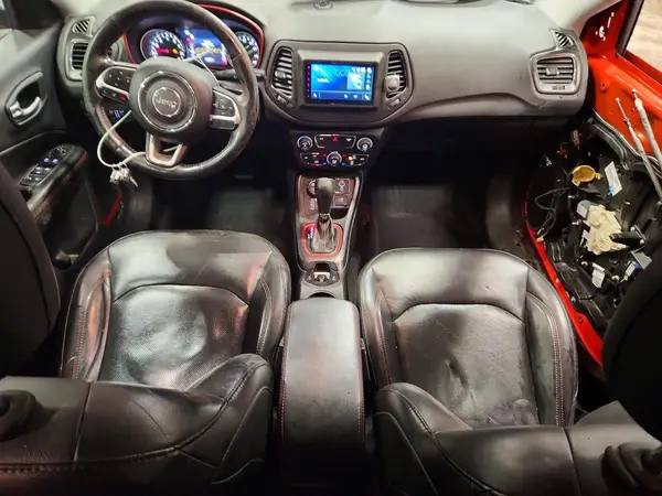 3C4NJDDB4JT373634 2018 JEEP COMPASS - Image 8