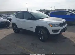 3C4NJDDB4JT404042 2018 JEEP COMPASS