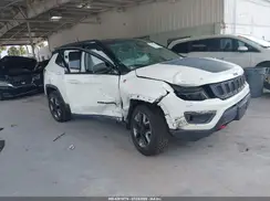 3C4NJDDB4JT417518 2018 JEEP COMPASS