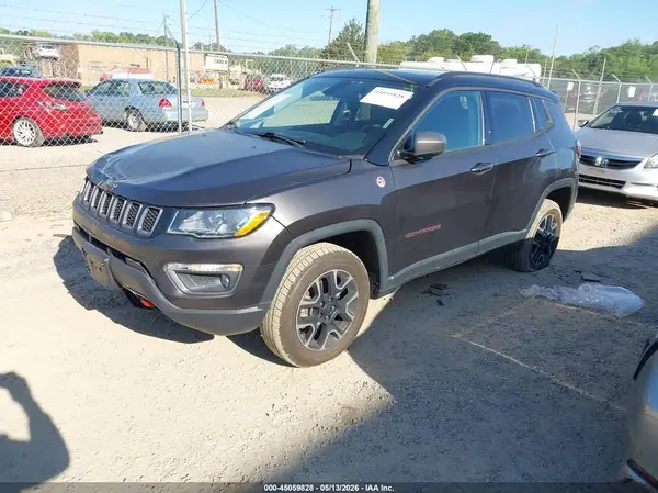 3C4NJDDB4KT594703 2019 JEEP COMPASS - Image 2