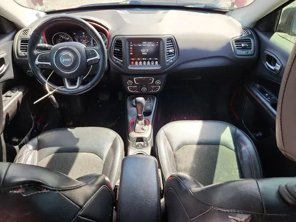 3C4NJDDB4KT595172 2019 JEEP COMPASS - Image 8
