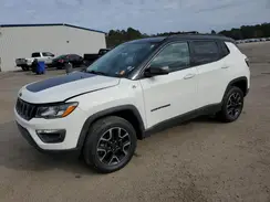 3C4NJDDB4KT617817 2019 JEEP COMPASS
