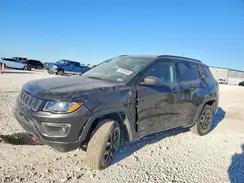 3C4NJDDB4KT617820 2019 JEEP COMPASS