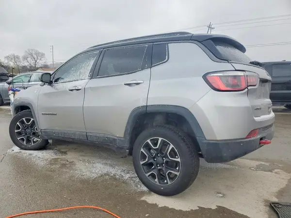 3C4NJDDB4KT617882 2019 JEEP COMPASS - Image 2