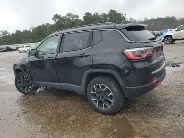 3C4NJDDB4KT639073 2019 JEEP COMPASS - Image 2