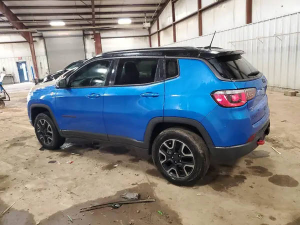 3C4NJDDB4KT639655 2019 JEEP COMPASS - Image 2