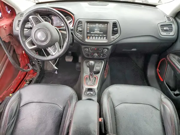 3C4NJDDB4KT650834 2019 JEEP COMPASS - Image 8