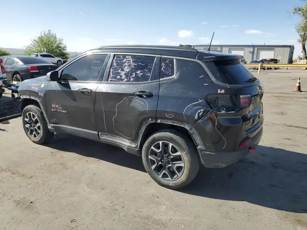 3C4NJDDB4KT660487 2019 JEEP COMPASS - Image 2