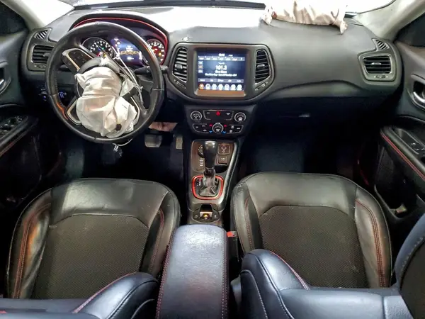 3C4NJDDB4KT674731 2019 JEEP COMPASS - Image 8