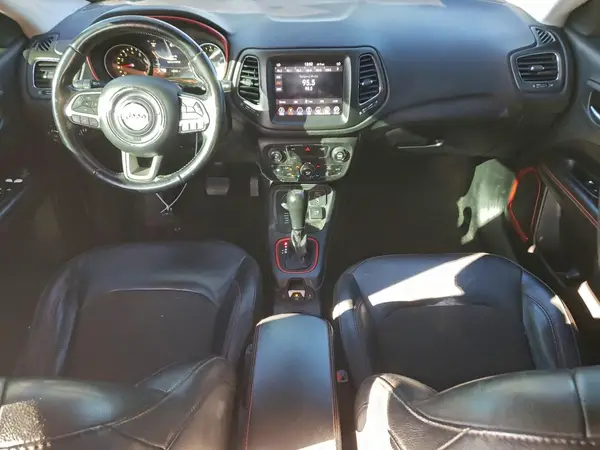 3C4NJDDB4KT688399 2019 JEEP COMPASS - Image 8