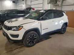 3C4NJDDB4KT690122 2019 JEEP COMPASS