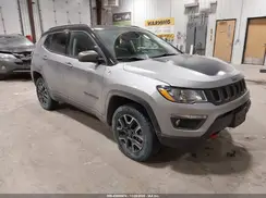 3C4NJDDB4KT702821 2019 JEEP COMPASS