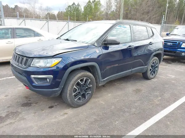 3C4NJDDB4KT733311 2019 JEEP COMPASS - Image 2