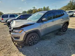 3C4NJDDB4KT739660 2019 JEEP COMPASS