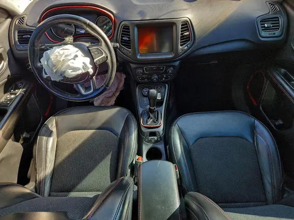 3C4NJDDB4KT739660 2019 JEEP COMPASS - Image 8