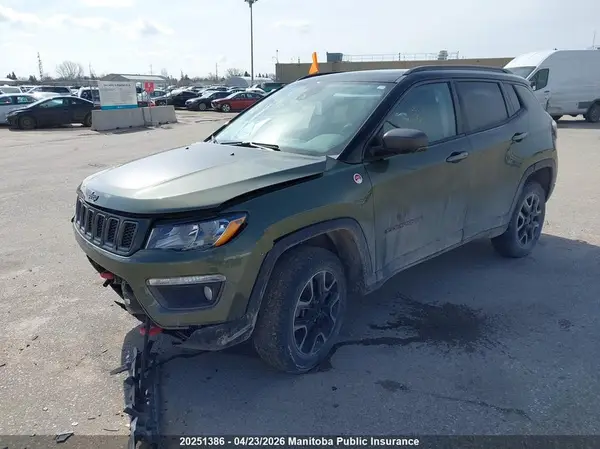 3C4NJDDB4KT772111 2019 JEEP COMPASS - Image 2