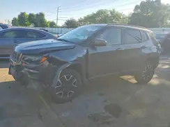 3C4NJDDB4KT775798 2019 JEEP COMPASS