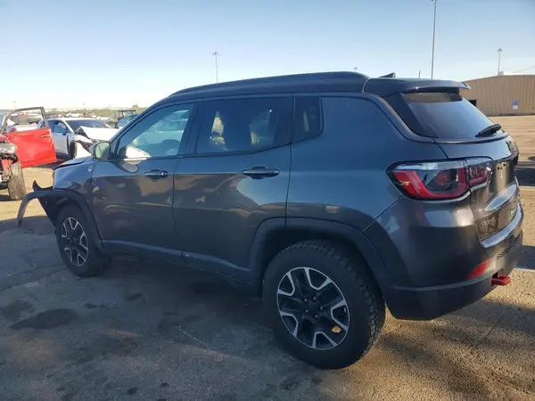 3C4NJDDB4KT775798 2019 JEEP COMPASS - Image 2