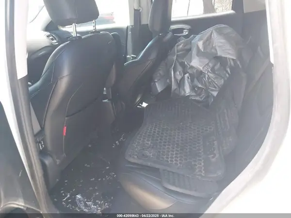 3C4NJDDB4KT780239 2019 JEEP COMPASS - Image 8