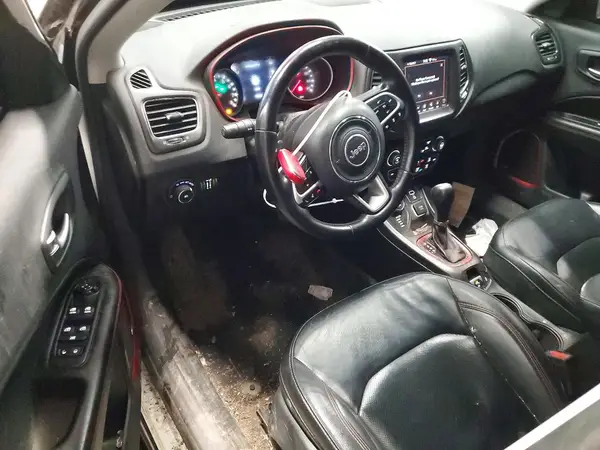 3C4NJDDB4KT781276 2019 JEEP COMPASS - Image 8