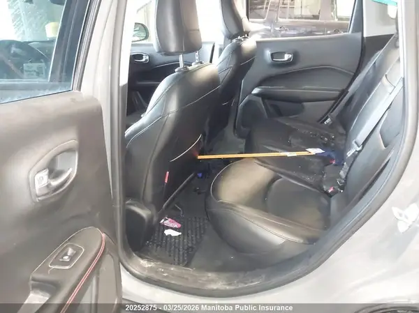 3C4NJDDB4KT800165 2019 JEEP COMPASS - Image 8