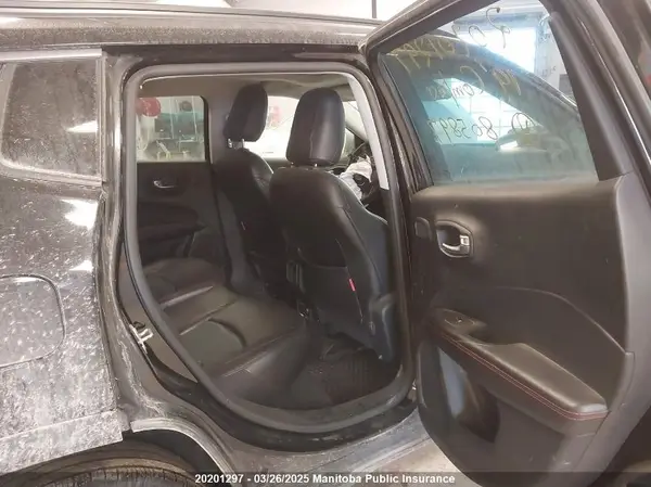 3C4NJDDB4KT805897 2019 JEEP COMPASS - Image 8