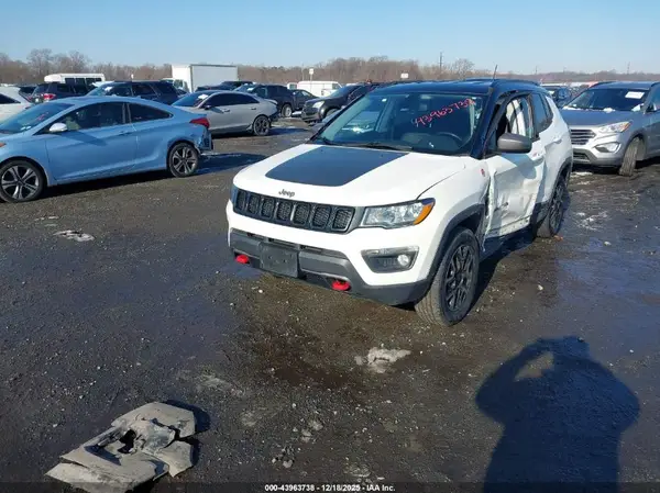 3C4NJDDB4LT118534 2020 JEEP COMPASS - Image 2