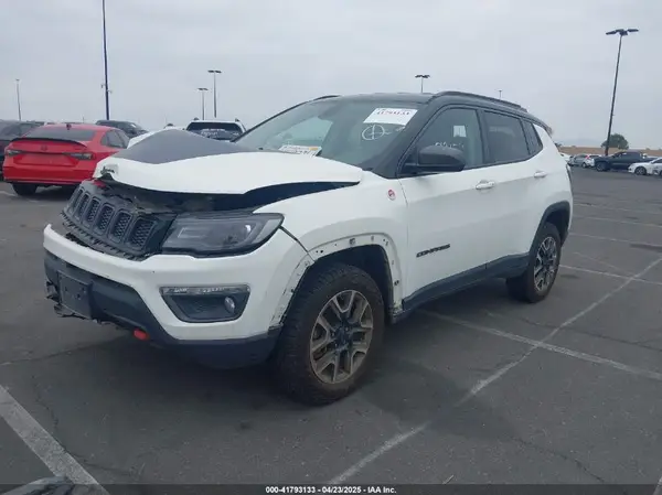 3C4NJDDB4LT127153 2020 JEEP COMPASS - Image 2