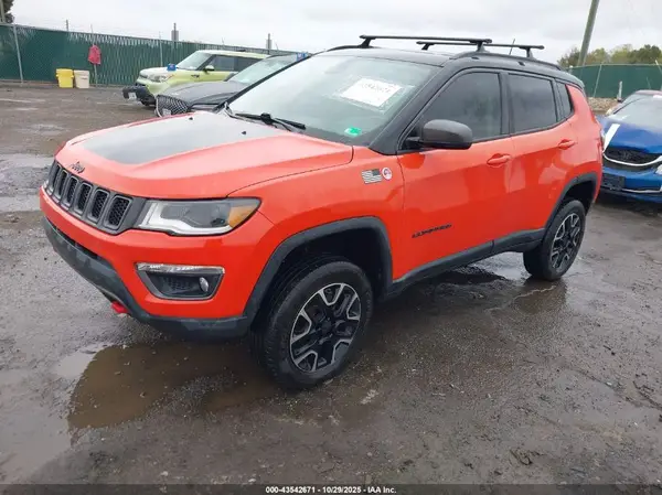 3C4NJDDB4LT130442 2020 JEEP COMPASS - Image 2
