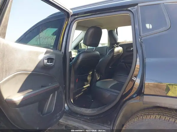 3C4NJDDB4LT144034 2020 JEEP COMPASS - Image 8