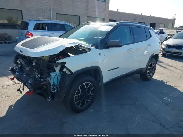 3C4NJDDB4LT144129 2020 JEEP COMPASS - Image 2