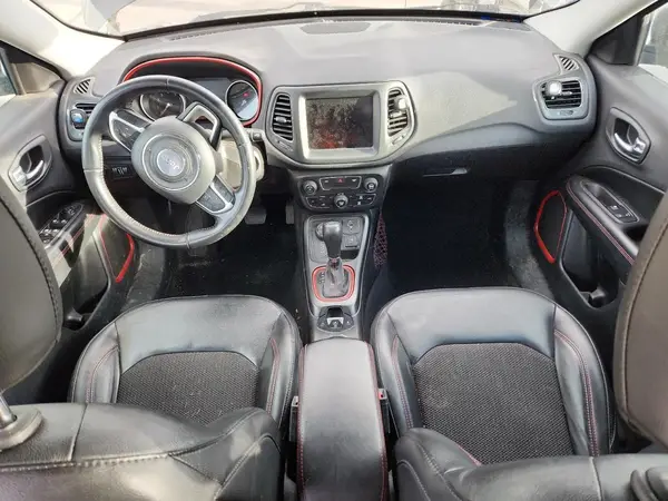3C4NJDDB4LT195453 2020 JEEP COMPASS - Image 8