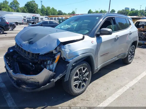 3C4NJDDB4LT214440 2020 JEEP COMPASS - Image 2