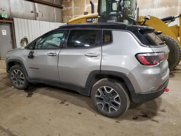 3C4NJDDB4MT564930 2021 JEEP COMPASS - Image 2