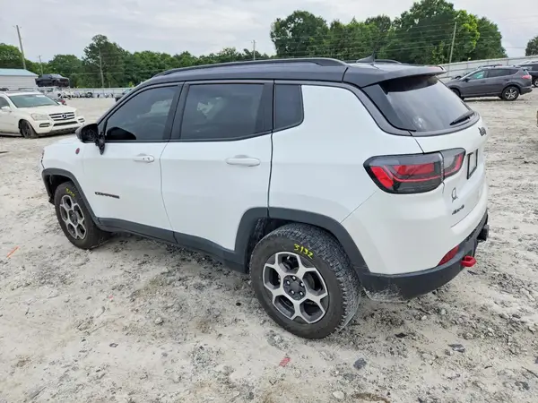 3C4NJDDB4NT115751 2022 JEEP COMPASS - Image 2