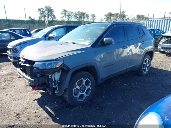 3C4NJDDB4NT136213 2022 JEEP COMPASS - Image 2