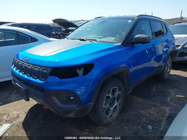 3C4NJDDB4NT168417 2022 JEEP COMPASS - Image 2