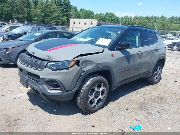 3C4NJDDB4NT193706 2022 JEEP COMPASS - Image 2
