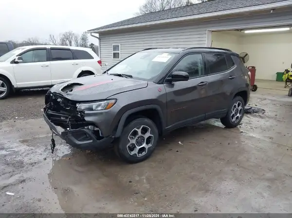 3C4NJDDB4NT208978 2022 JEEP COMPASS - Image 2