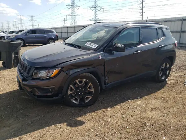 3C4NJDDB5HT657784 2017 JEEP COMPASS - Image 1