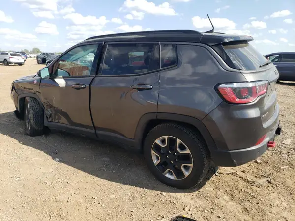 3C4NJDDB5HT657784 2017 JEEP COMPASS - Image 2