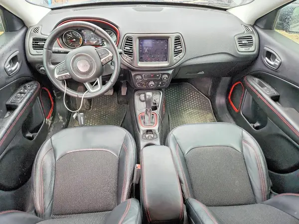 3C4NJDDB5HT667408 2017 JEEP COMPASS - Image 8
