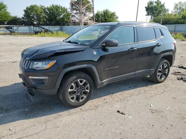 3C4NJDDB5HT674469 2017 JEEP COMPASS - Image 1