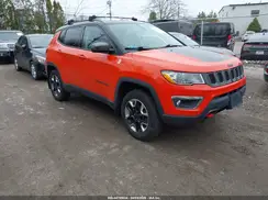 3C4NJDDB5JT116305 2018 JEEP COMPASS