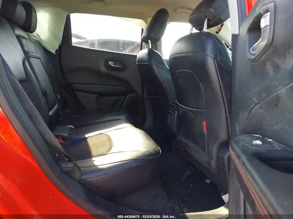 3C4NJDDB5JT129782 2018 JEEP COMPASS - Image 8