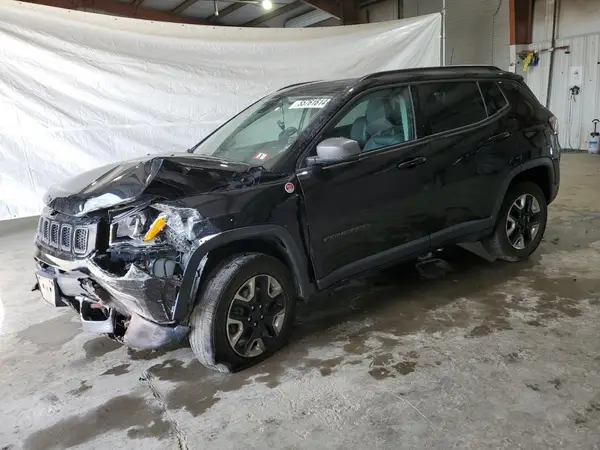 3C4NJDDB5JT130818 2018 JEEP COMPASS - Image 1