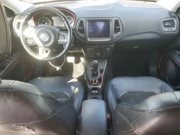 3C4NJDDB5JT163270 2018 JEEP COMPASS - Image 8
