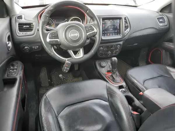 3C4NJDDB5JT192462 2018 JEEP COMPASS - Image 8