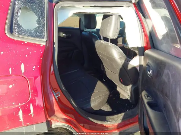 3C4NJDDB5JT210331 2018 JEEP COMPASS - Image 8