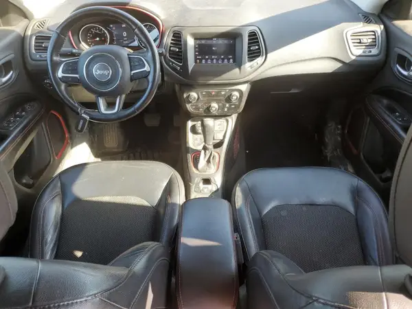 3C4NJDDB5JT230661 2018 JEEP COMPASS - Image 8